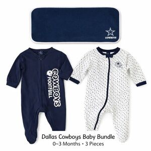 Dallas Cowboys Baby Sleepers Set 0-3 Months + Fleece Blanket NFL Bundle